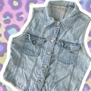 Vintage Gap XS Denim Vest Jean Top 90s Metal Buttons Light Wash Grunge Punk Rock